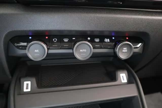 Citroën ë-C4 (2022) thumbnail 18