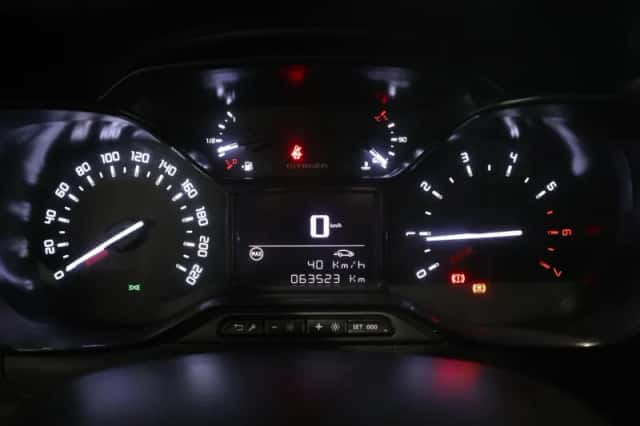 Citroën C3 (2023) thumbnail 12