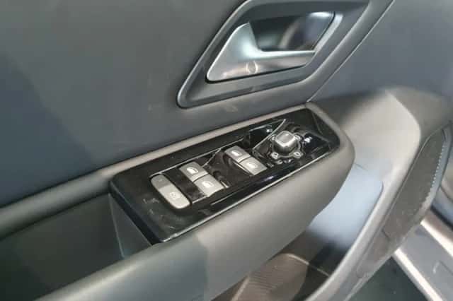 Citroën C5 X (2023) thumbnail 6