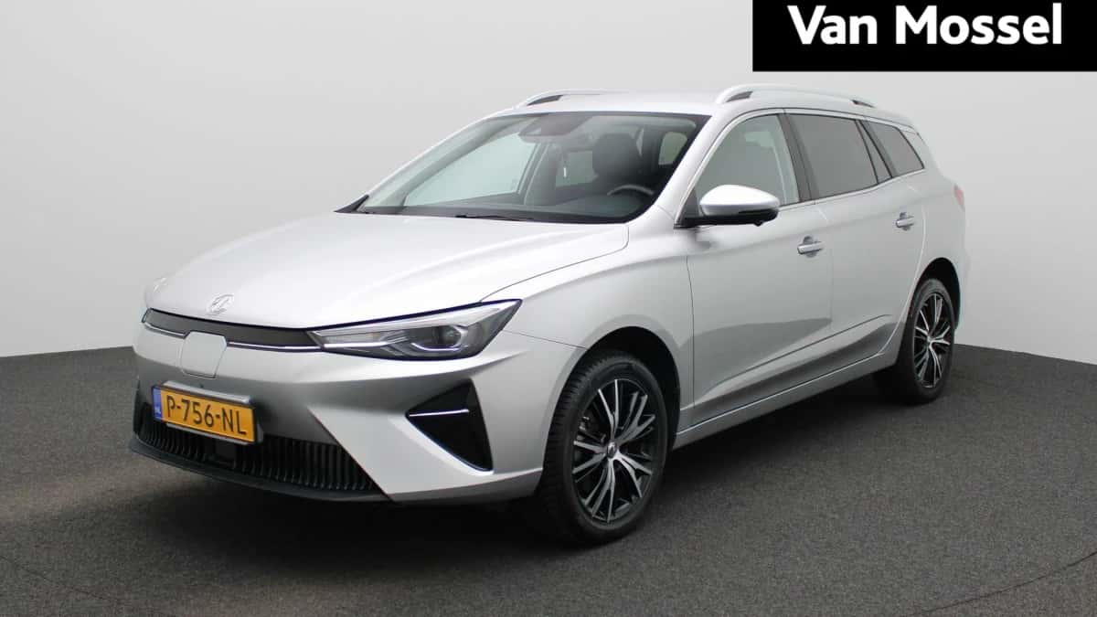 MG MG5 — foto 1