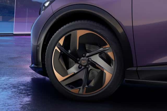 CUPRA Tavascan (2026) thumbnail 5
