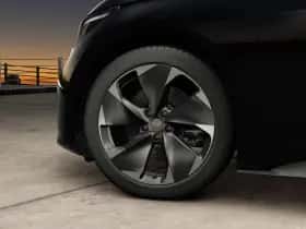 CUPRA Born thumbnail 5
