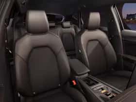 CUPRA Formentor thumbnail 8