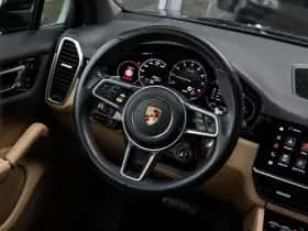 Porsche Cayenne thumbnail 20