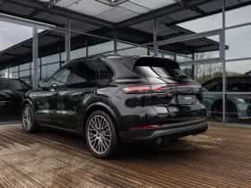 Porsche Cayenne thumbnail 7