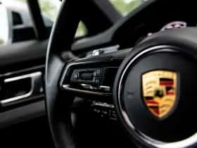 Porsche Panamera thumbnail 26