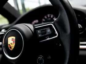 Porsche Panamera thumbnail 27