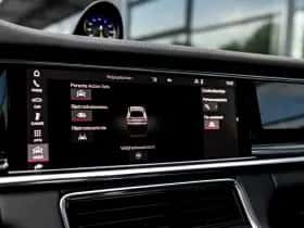 Porsche Panamera thumbnail 38