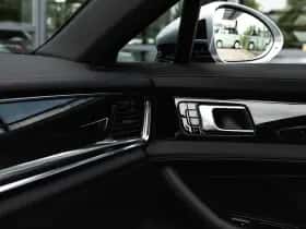 Porsche Panamera thumbnail 41
