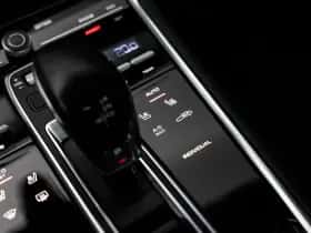 Porsche Panamera thumbnail 48