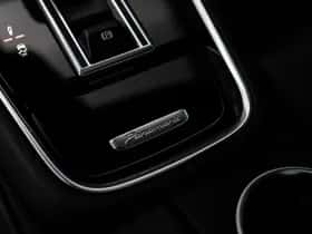 Porsche Panamera thumbnail 50