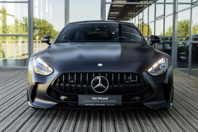 Mercedes-AMG GT (2025) thumbnail 3