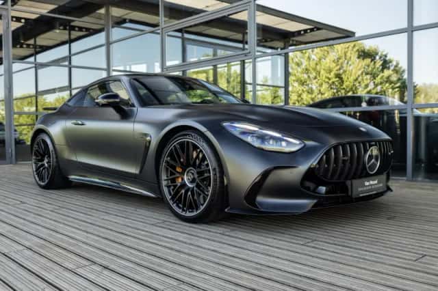 Mercedes-AMG GT (2025) thumbnail 4