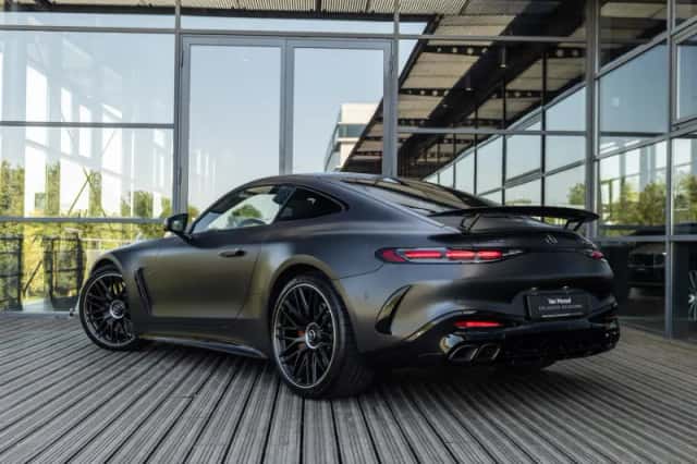 Mercedes-AMG GT (2025) thumbnail 5