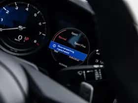Porsche 911 thumbnail 46