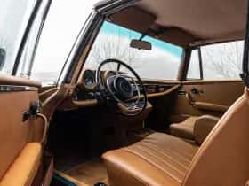 Mercedes-Benz 280 SE thumbnail 11