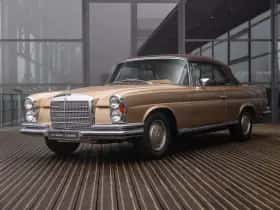 Mercedes-Benz 280 SE thumbnail 12
