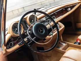 Mercedes-Benz 280 SE thumbnail 14