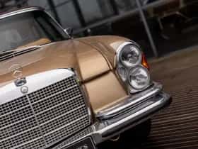 Mercedes-Benz 280 SE thumbnail 54