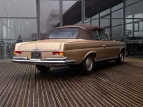 Mercedes-Benz 280 SE thumbnail 60