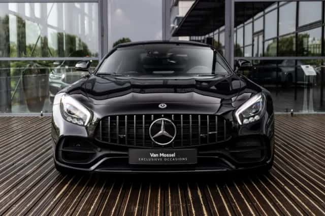 Mercedes-AMG GT (2018) thumbnail 2