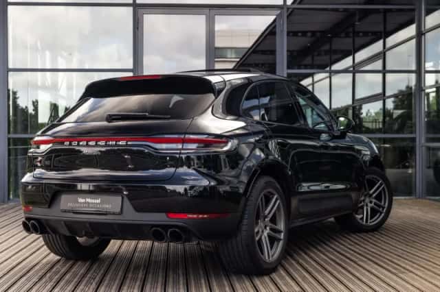 Porsche Macan (2019) thumbnail 6