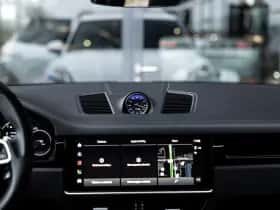 Porsche Cayenne thumbnail 23