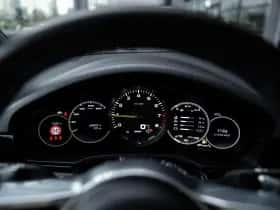 Porsche Cayenne thumbnail 30
