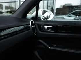 Porsche Cayenne thumbnail 49