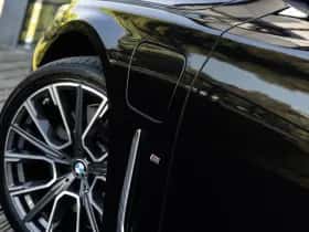 BMW 7-Serie thumbnail 13