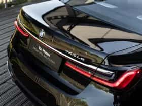 BMW 7-Serie thumbnail 14