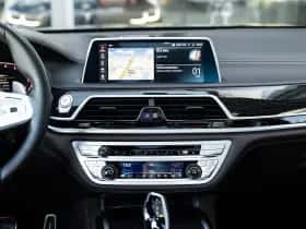BMW 7-Serie thumbnail 27