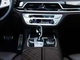 BMW 7-Serie thumbnail 28