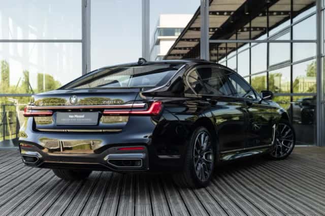 BMW 7-Serie (2020) thumbnail 4