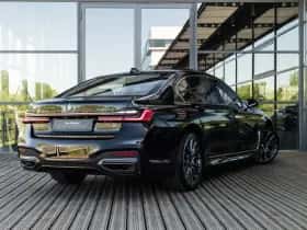 BMW 7-Serie thumbnail 4