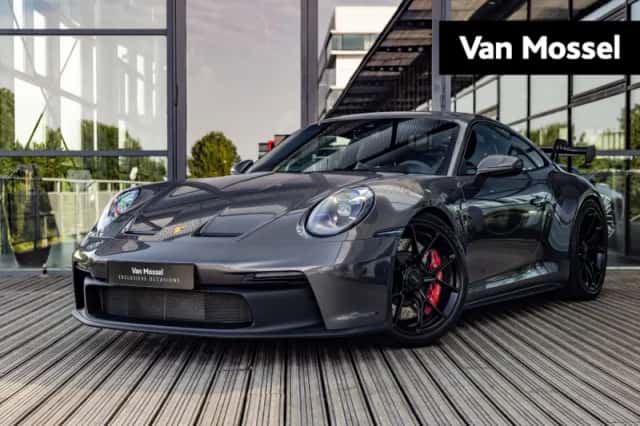 Porsche 911 (2021) thumbnail 1