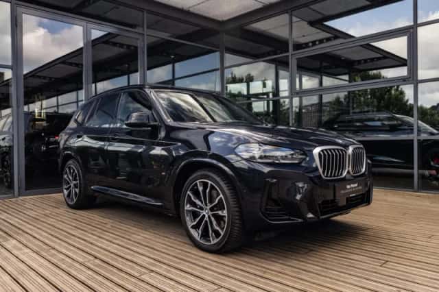 BMW X3 (2023) thumbnail 3