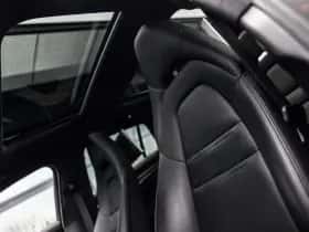 Porsche Panamera thumbnail 25