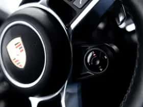Porsche Panamera thumbnail 34