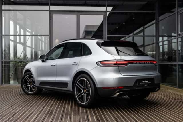 Porsche Macan (2019) thumbnail 4