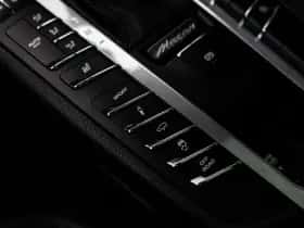 Porsche Macan thumbnail 38