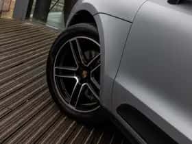 Porsche Macan thumbnail 42