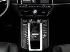 Porsche Macan thumbnail 8
