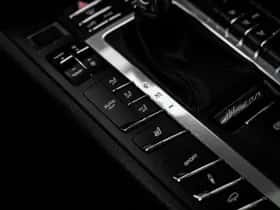Porsche Macan thumbnail 9