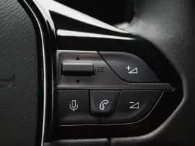 Peugeot 308 (2022) thumbnail 22