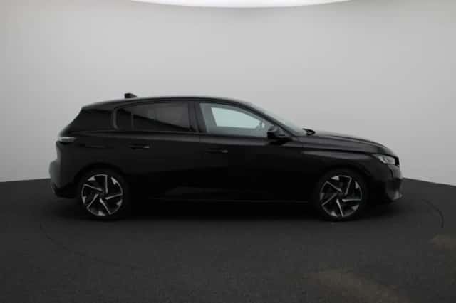 Peugeot 308 (2022) thumbnail 6