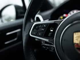 Porsche Cayenne thumbnail 29