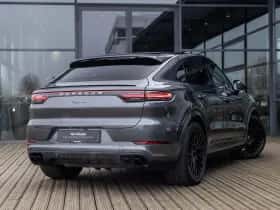 Porsche Cayenne thumbnail 5