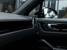 Porsche Cayenne thumbnail 46