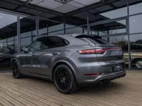 Porsche Cayenne thumbnail 10
